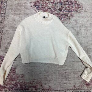 Divided by H&M Women's Light Cream Sweater Size XXS In Great Shape!!!
